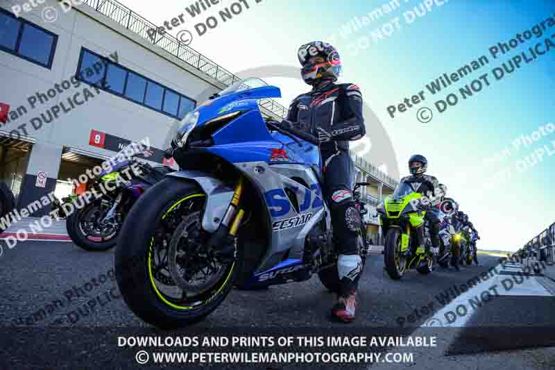 cadwell no limits trackday;cadwell park;cadwell park photographs;cadwell trackday photographs;enduro digital images;event digital images;eventdigitalimages;navarra;no limits trackdays;peter wileman photography;racing digital images;trackday digital images;trackday photos